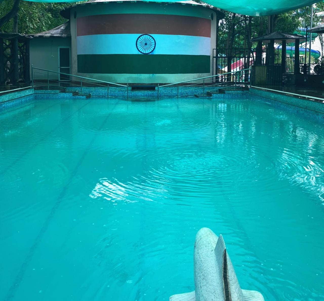 Kangs Nirvana Resorts And Spa Mahalpur Buitenkant foto