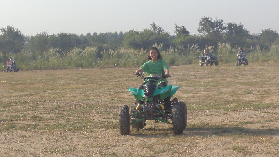 Kangs Nirvana Resorts And Spa Mahalpur Buitenkant foto
